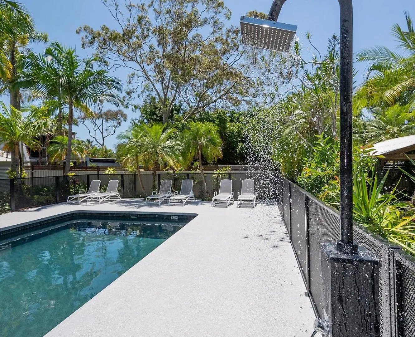 Caribbean Noosa Aparthotel