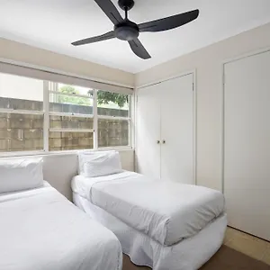 Luxury & Poolside Bliss Near Holiday home Noosa Heads